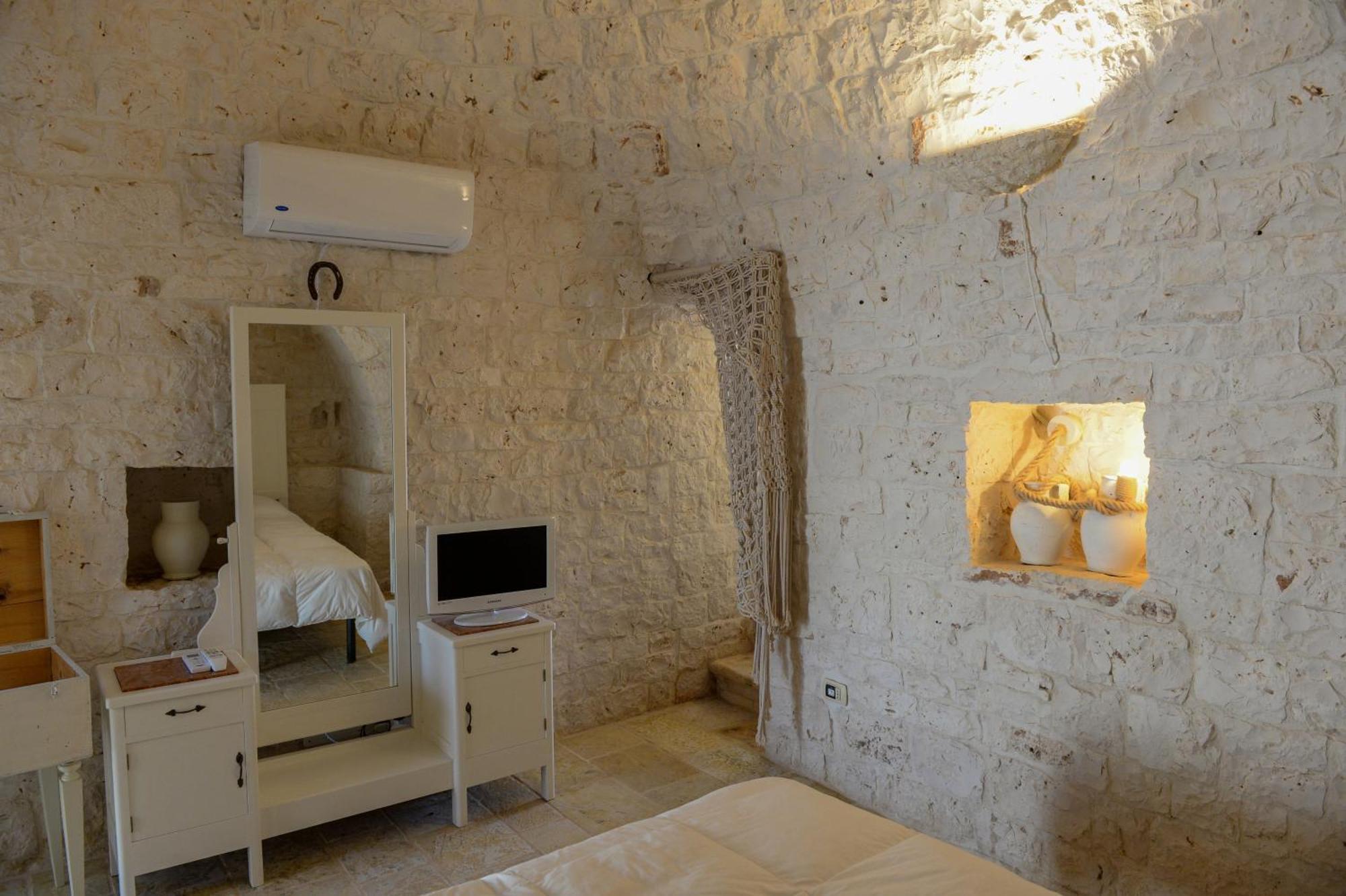 Trulli Lisanna - Apulian Hideaway With Pool Apartment Antonelli Luaran gambar