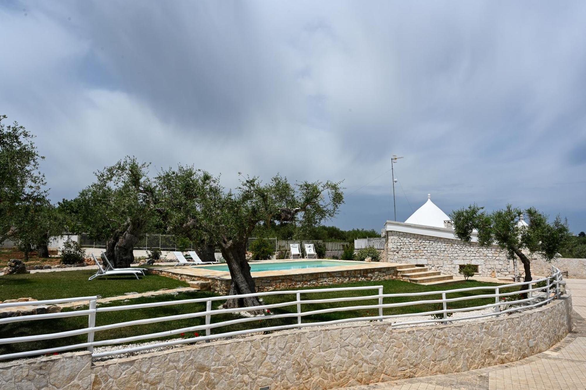 Trulli Lisanna - Apulian Hideaway With Pool Apartment Antonelli Luaran gambar